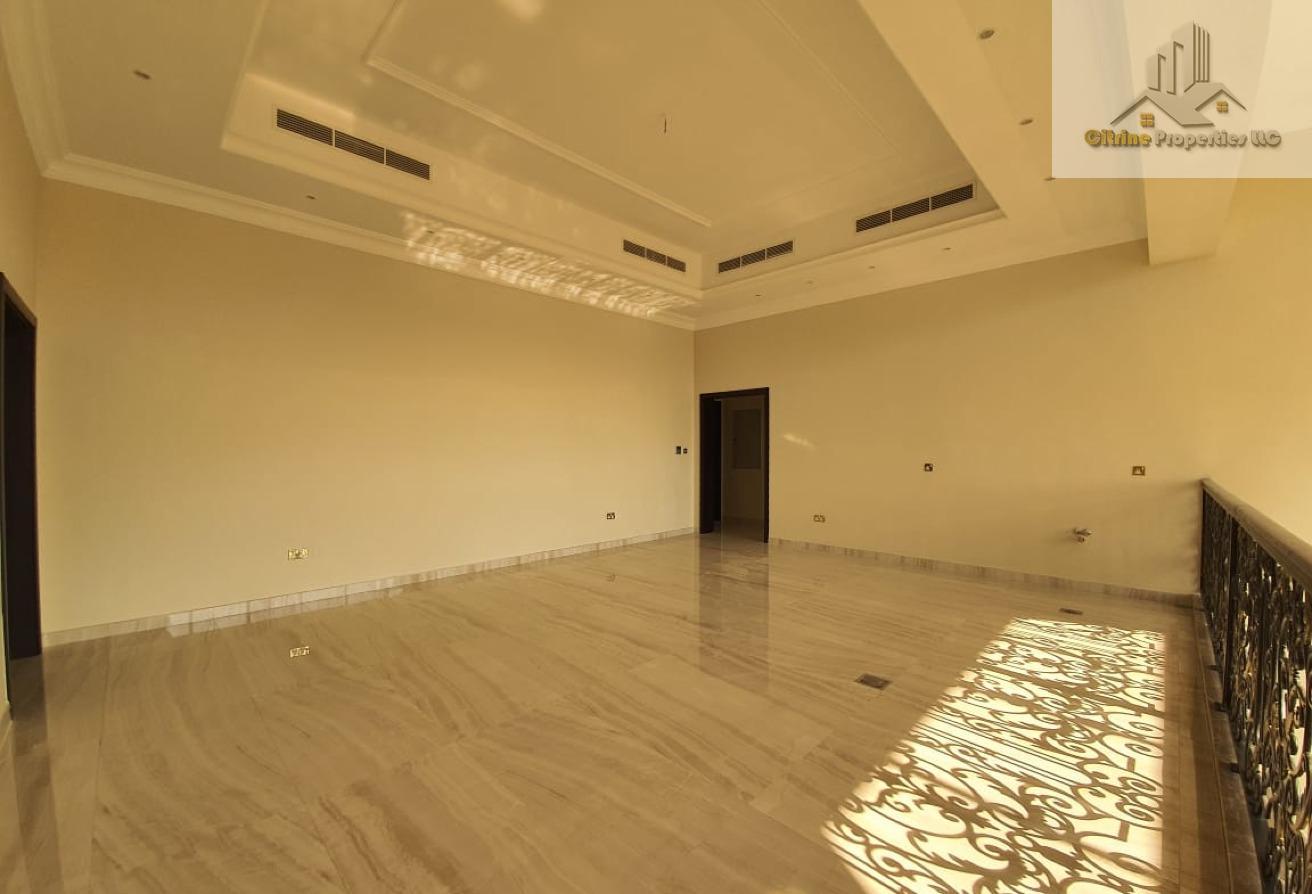 Exclusive Villa | Huge Garden | Covered Parking photo 14