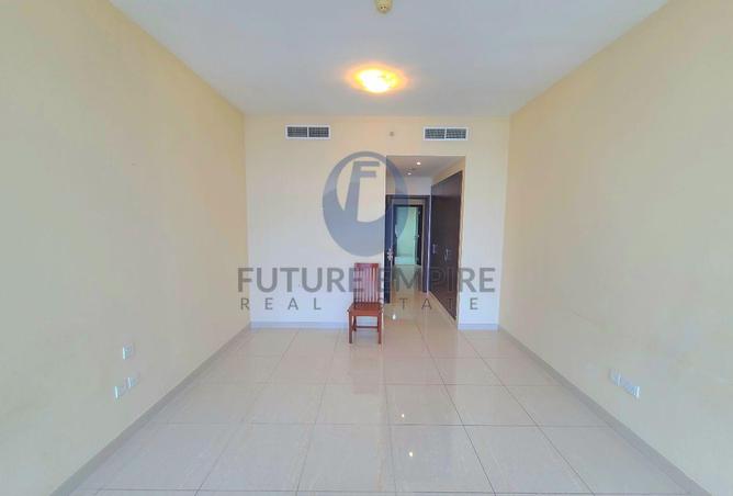 71123948 - Property Main Image