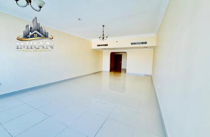 Apartment - 3 Bedrooms - 3 Bathrooms for rent in Al Khan Corniche - Al Khan - Sharjah Apartment - 3 Bedrooms - 3 Bathrooms for rent in Al Khan Corniche - Al Khan - Sharjah