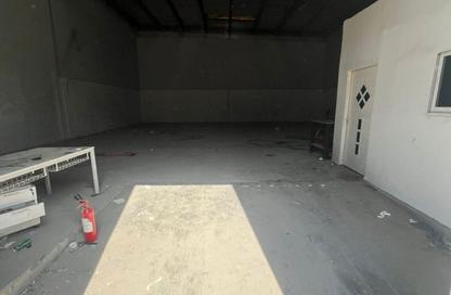 Warehouse - Studio - 1 Bathroom for rent in Industrial Area 17 - Sharjah Industrial Area - Sharjah