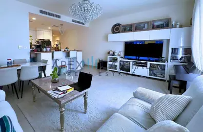 Apartment - 3 Bedrooms - 3 Bathrooms for sale in Block 21 - Urbana 3 - Urbana - EMAAR South - Dubai South (Dubai World Central) - Dubai