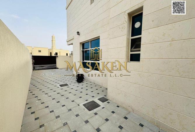 74652575 - Property Image 3