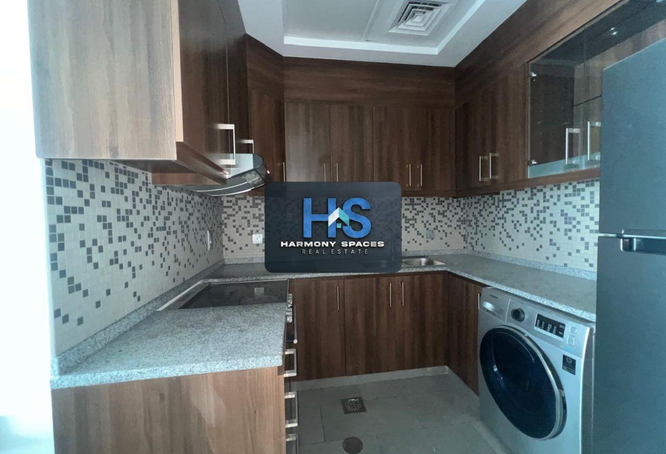 Marina and Water view | Chiller Free | Unfurnished photo 6