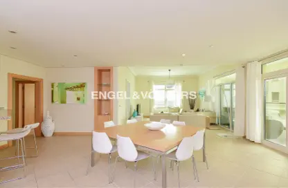 Apartment - 3 Bedrooms - 4 Bathrooms for rent in Al Das - Shoreline Apartments - Palm Jumeirah - Dubai