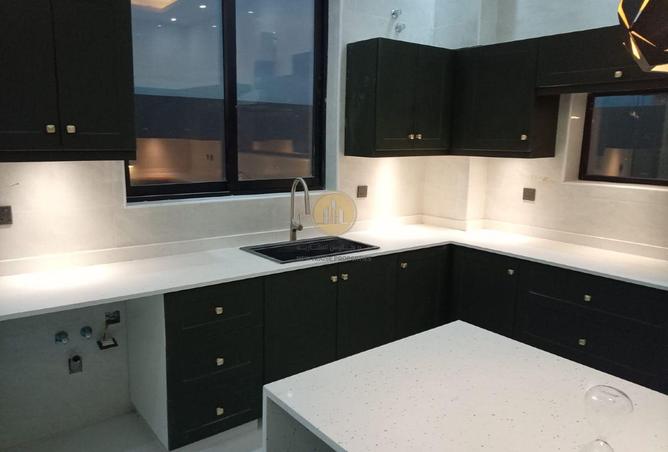 76984901 - Property Image 3