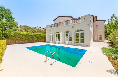 Villa - 5 Bedrooms - 6 Bathrooms for rent in Sienna Lakes - Jumeirah Golf Estates - Dubai