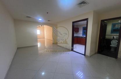 Apartment - 1 - 2 for rent in Al Majaz 3 - Al Majaz - Sharjah Apartment - 1 - 2 for rent in Al Majaz 3 - Al Majaz - Sharjah