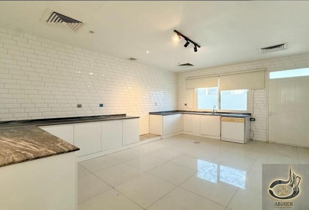 Nad Al Sheba 4 Fully Renovated Newly 5 Bedrooms photo 15