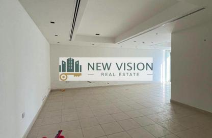 Apartment - 2 - 3 for rent in Danat Al Khan Tower - Al Khan Lagoon - Al Khan - Sharjah