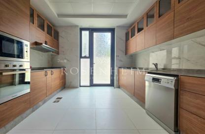 Villa - 3 - 4 for rent in District 6 - Jumeirah Park - Dubai