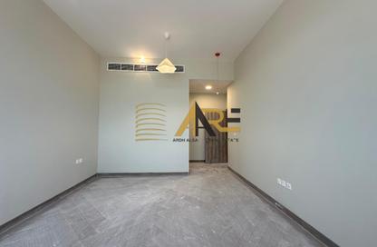 Villa - 5 Bedrooms - 7+ Bathrooms for rent in Al Hooshi Villas - Hoshi - Al Badie - Sharjah