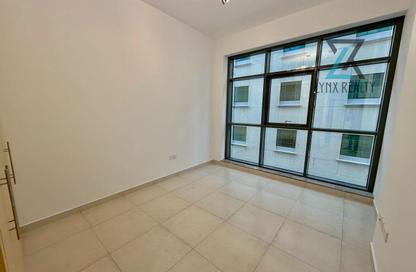 Apartment - 2 - 3 for rent in Airport View Building - Al Garhoud - Dubai