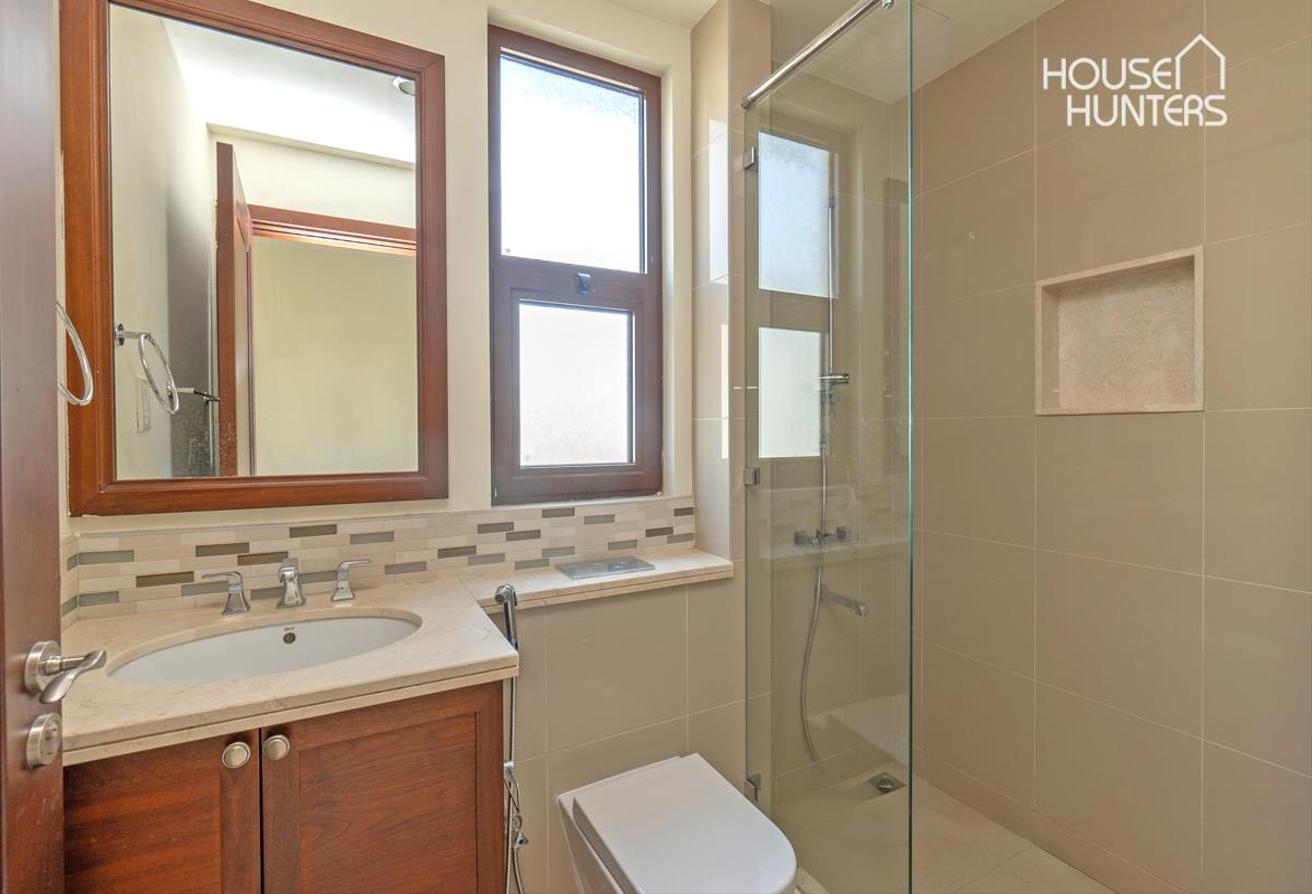 Great condition | Vacant | Big plot | Type 4 photo 10