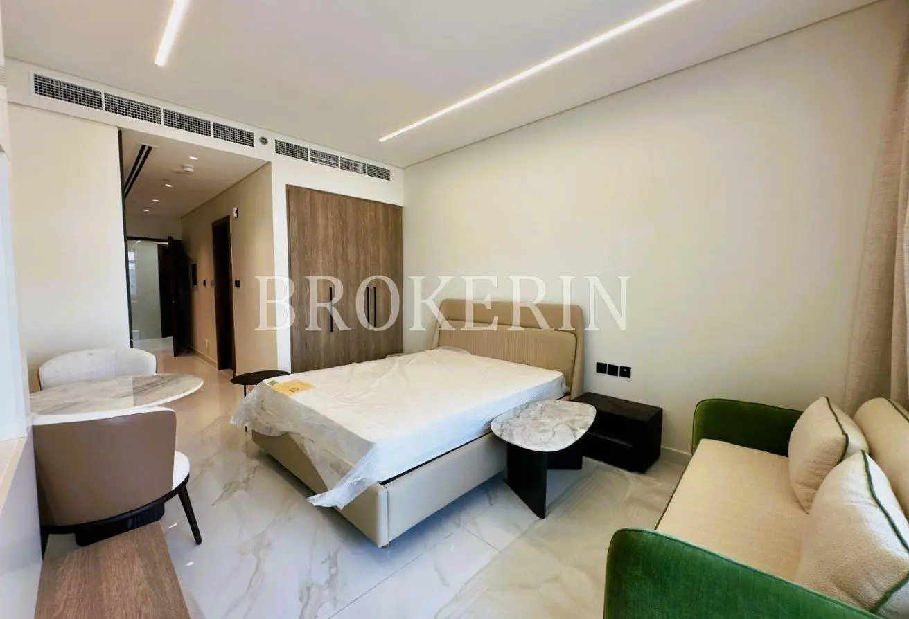 165594353 - Property Main Image