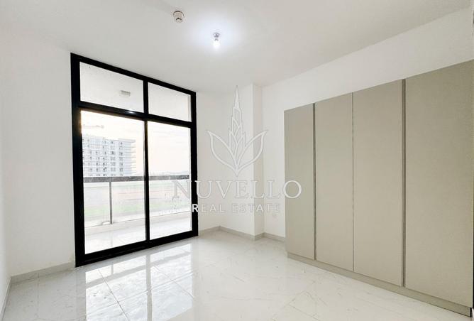 102828300 - Property Image 3