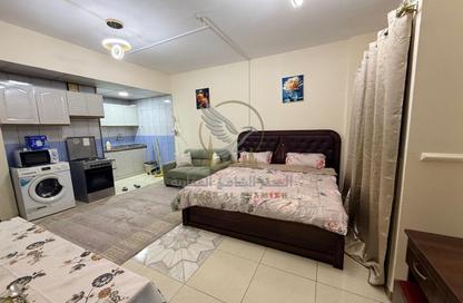 Apartment - Studio - 1 Bathroom for rent in Al Qulaya'ah - Al Sharq - Sharjah Apartment - Studio - 1 Bathroom for rent in Al Qulaya'ah - Al Sharq - Sharjah