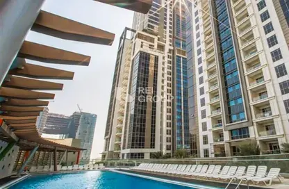 Apartment - 1 Bathroom for rent in West Heights 4 - Business Bay - Dubai