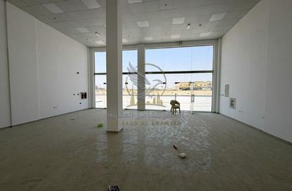 Shop - Studio for rent in Al Sajaa Industrial - Al Sajaa - Sharjah