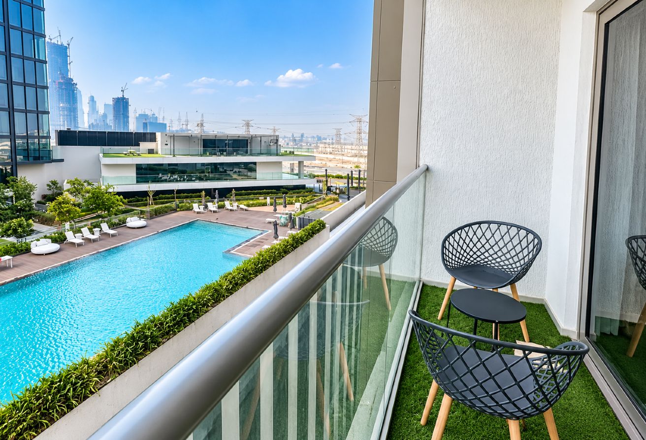 Upgraded | Pool View | Vacant| Balcony | Parking
