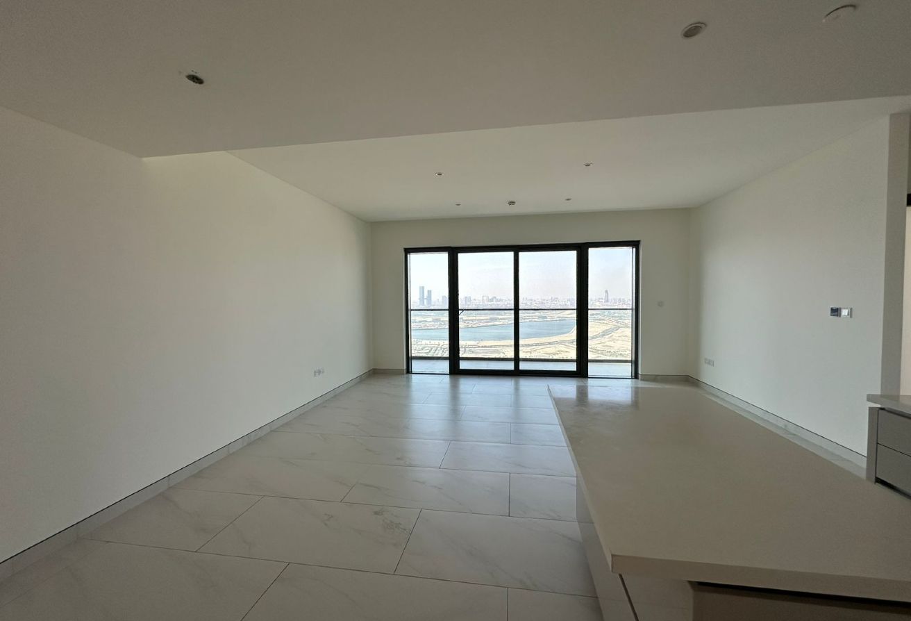 Equipped Kitchen I Lake View I High Floor