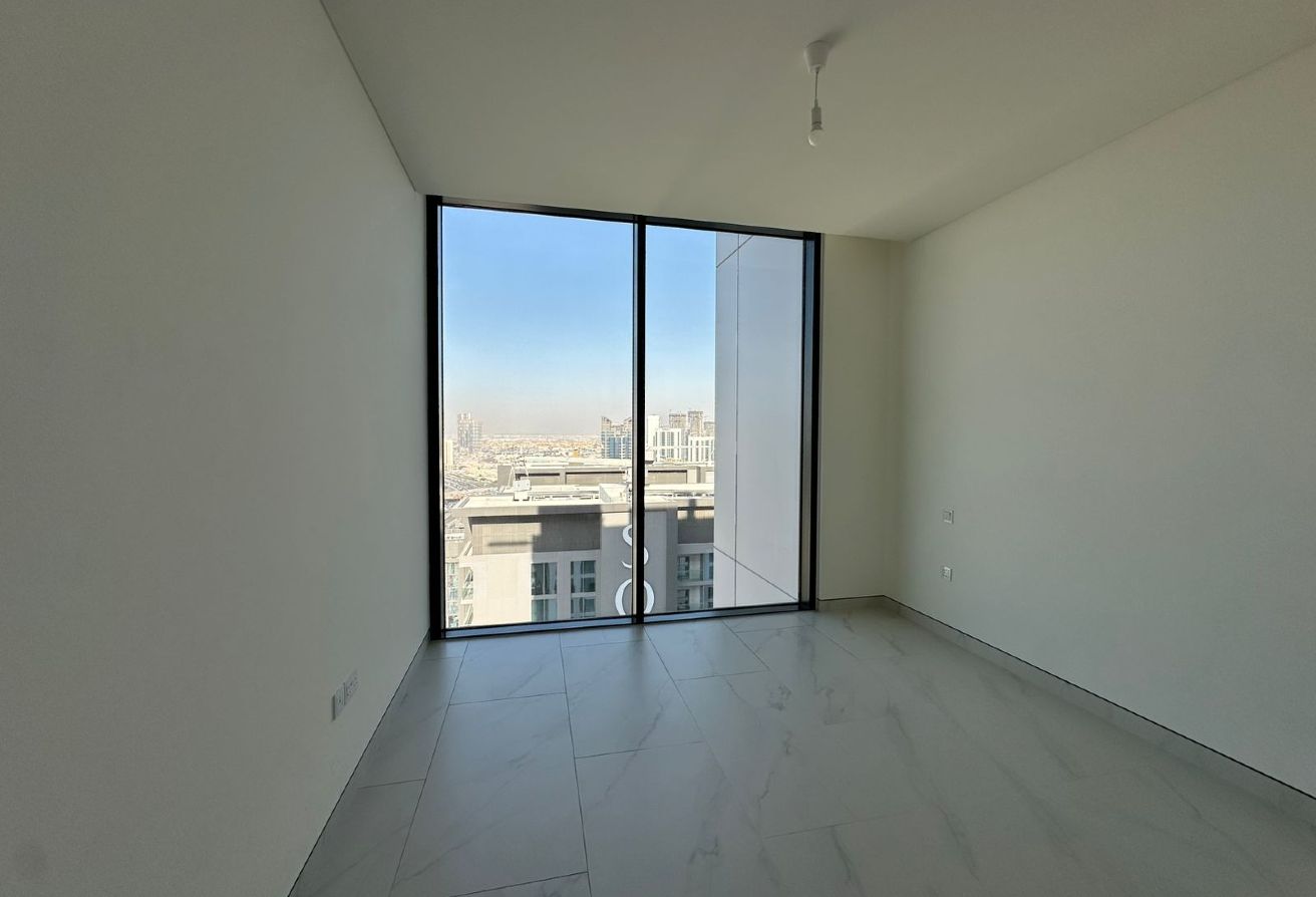 Equipped Kitchen I Lake View I High Floor