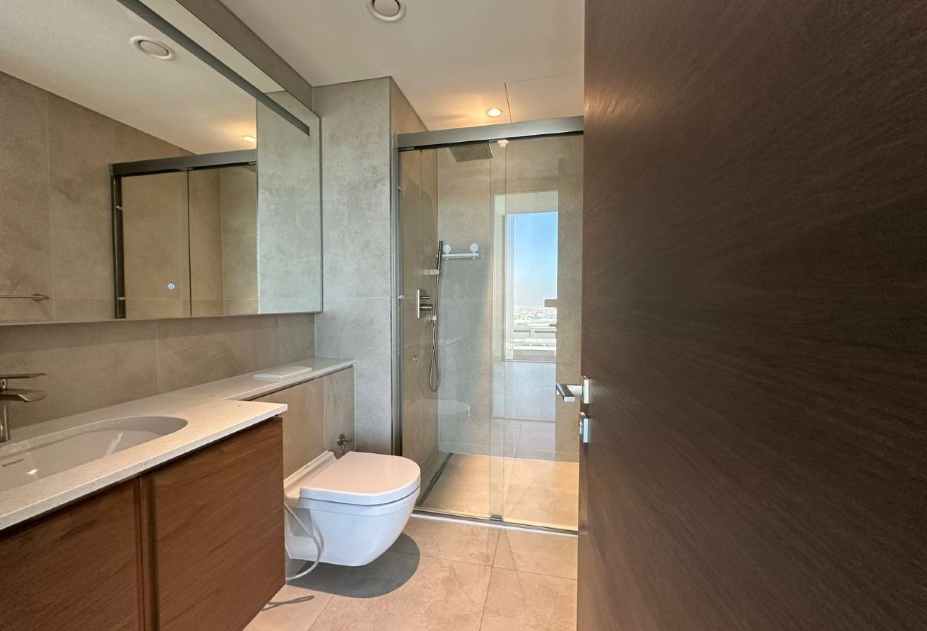 Equipped Kitchen I Lake View I High Floor
