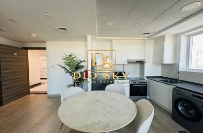Apartment - 1 - 1 for rent in Bloom Towers B - Bloom Towers - District 10 - Jumeirah Village Circle - Dubai