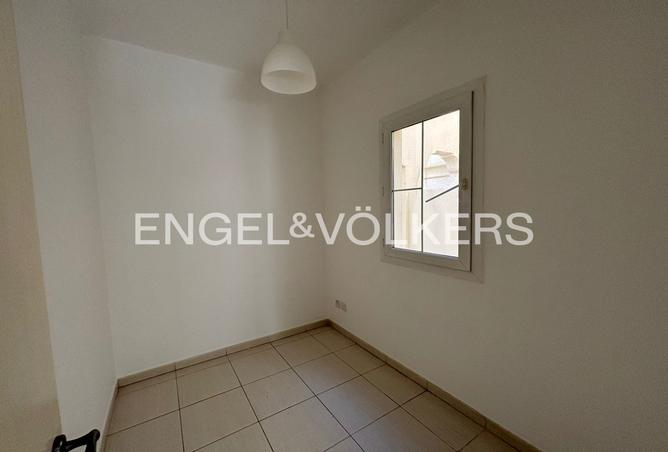 126122398 - Property Image 2