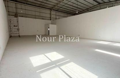 Warehouse - Studio - 1 Bathroom for rent in M-33 - Mussafah Industrial Area - Mussafah - Abu Dhabi