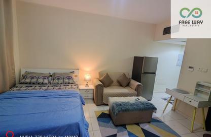 Apartment - Studio - 1 for rent in Corniche Tower - Ajman Corniche Road - Ajman Apartment - Studio - 1 for rent in Corniche Tower - Ajman Corniche Road - Ajman