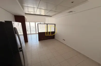 شقة - 1 حمام للايجار في ليك فيو - (JLT) مجمع B - أبراج بحيرات الجميرا - دبي
