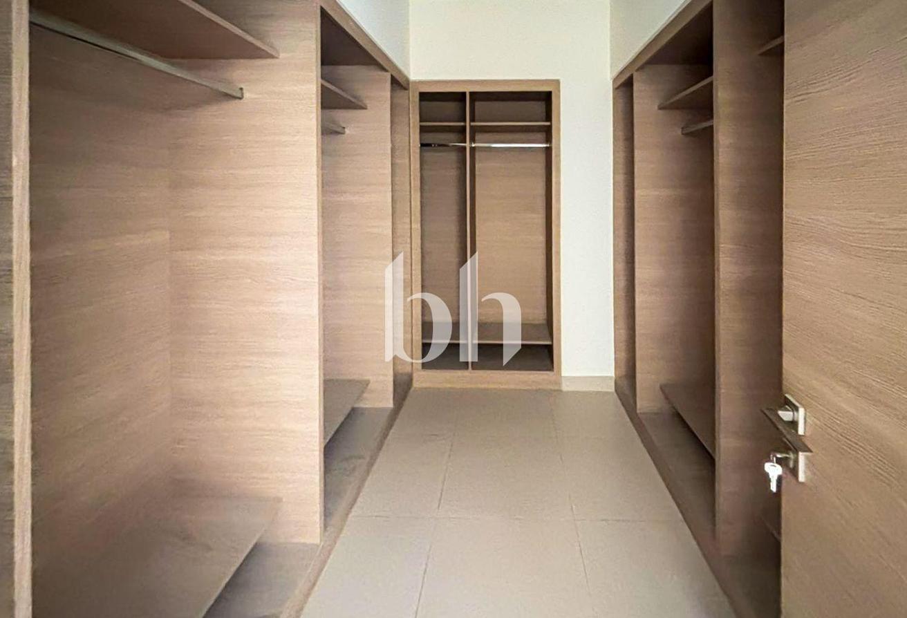 Corner Unit | Single Row | Large Plot photo 12