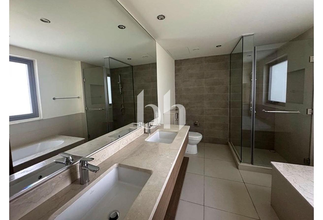 Corner Unit | Single Row | Large Plot photo 10