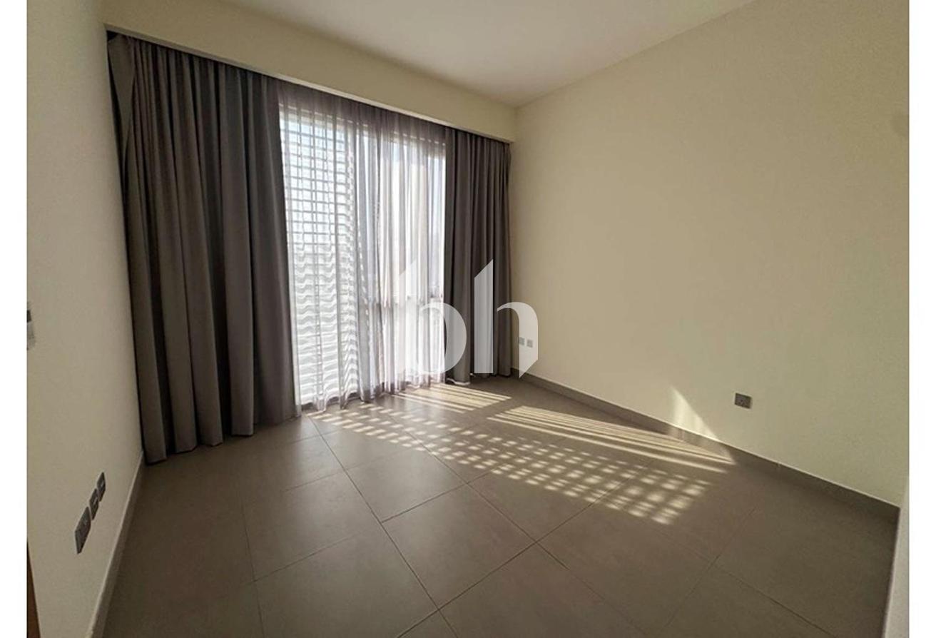 Corner Unit | Single Row | Large Plot photo 7
