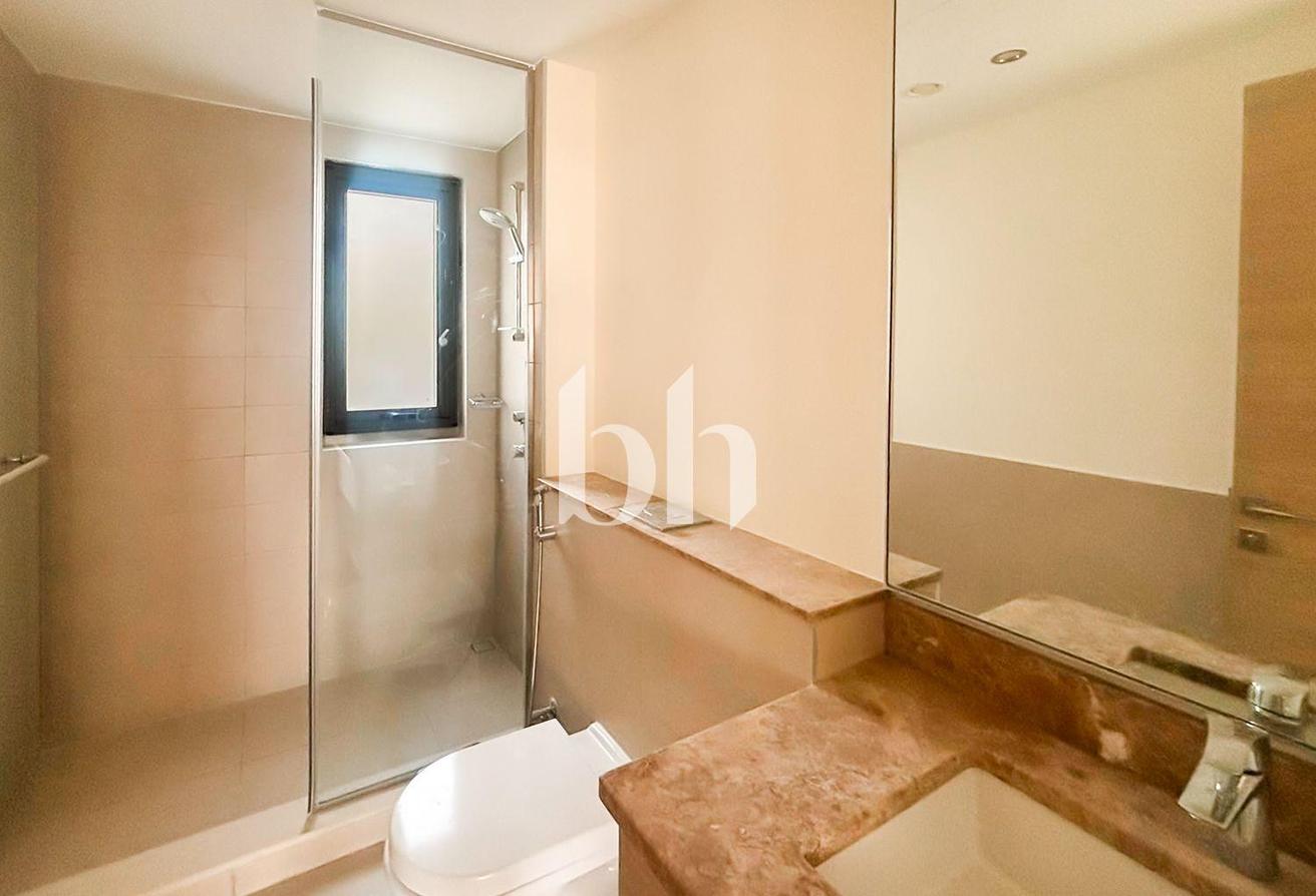 Corner Unit | Single Row | Large Plot photo 4