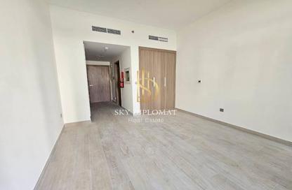 Apartment - Studio - 1 Bathroom for rent in Azizi Riviera 35 - Azizi Riviera - Meydan One - Meydan - Dubai
