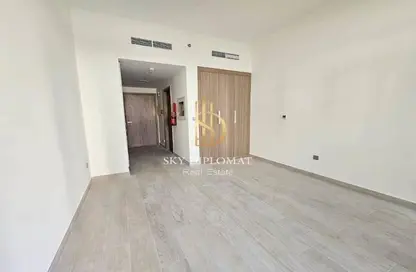 Apartment - 1 Bathroom for rent in Azizi Riviera 35 - Azizi Riviera - Meydan One - Meydan - Dubai