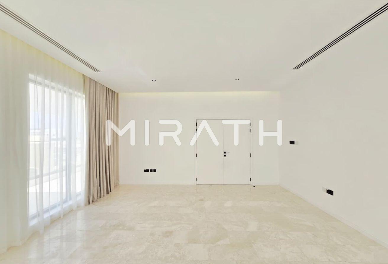 Modern Designer Villa|Maid’s Quarters|EV Parking photo 16
