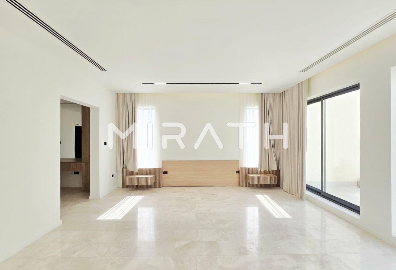 Modern Designer Villa|Maid’s Quarters|EV Parking photo 12