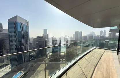 Apartment - 3 Bedrooms - 5 Bathrooms for rent in Imperial Avenue - Downtown Dubai - Dubai