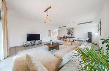 Apartment - 4 Bedrooms - 5 Bathrooms for sale in Lamtara 3 - Madinat Jumeirah Living - Umm Suqeim - Dubai