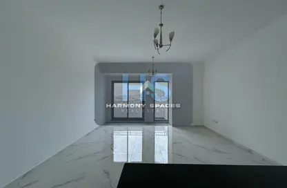Apartment - 2 Bedrooms - 3 Bathrooms for rent in 5th Avenue - Al Furjan - Dubai