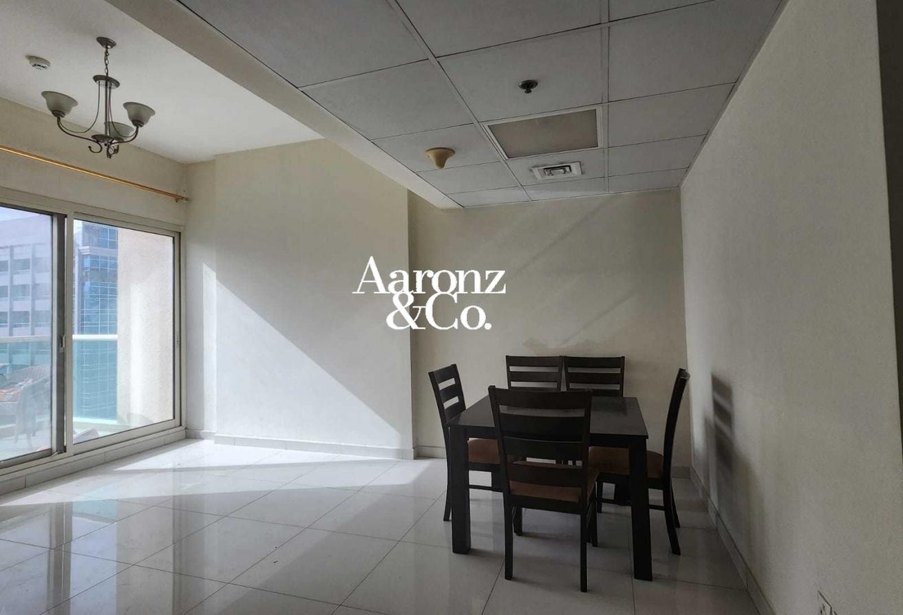 Vacant | Spacious Layout w/ Balcony | Unfurnished photo 4