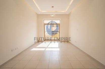 Apartment - 1 - 2 for rent in Abdul Rahim Mohd Al Zarooni Building - Al Mankhool - Bur Dubai - Dubai