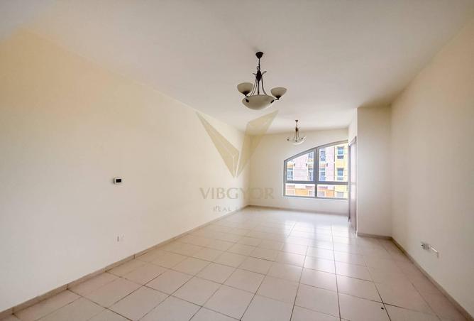 82790888 - Property Image 3