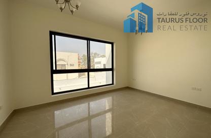 Villa - 5 Bedrooms - 6 Bathrooms for rent in Abu Hail Road - Abu Hail - Deira - Dubai
