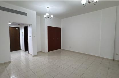 Apartment - Studio - 1 for rent in Building P14 - France Cluster - International City - Dubai Apartment - Studio - 1 for rent in Building P14 - France Cluster - International City - Dubai