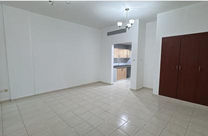 Apartment - Studio - 1 for rent in Building P14 - France Cluster - International City - Dubai