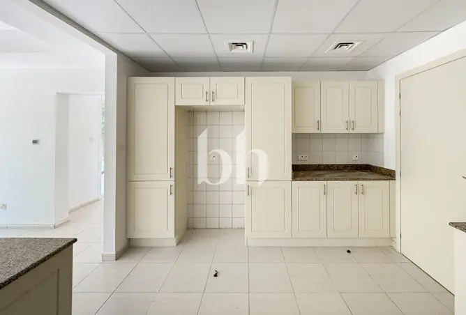 158711556 - Property Image 2