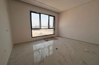 Villa - 3 Bedrooms - 4 Bathrooms for rent in Al Aweer 2 - Al Aweer - Dubai